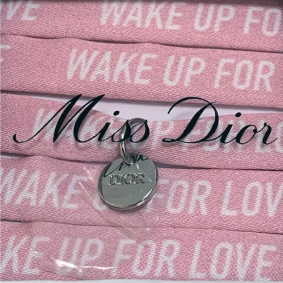 DIOR CHARM BRACELET / PINK SILK RIBBON /SILVER ROUND LOGO / LTD ED / MISS DIOR - Picture 3 of 4